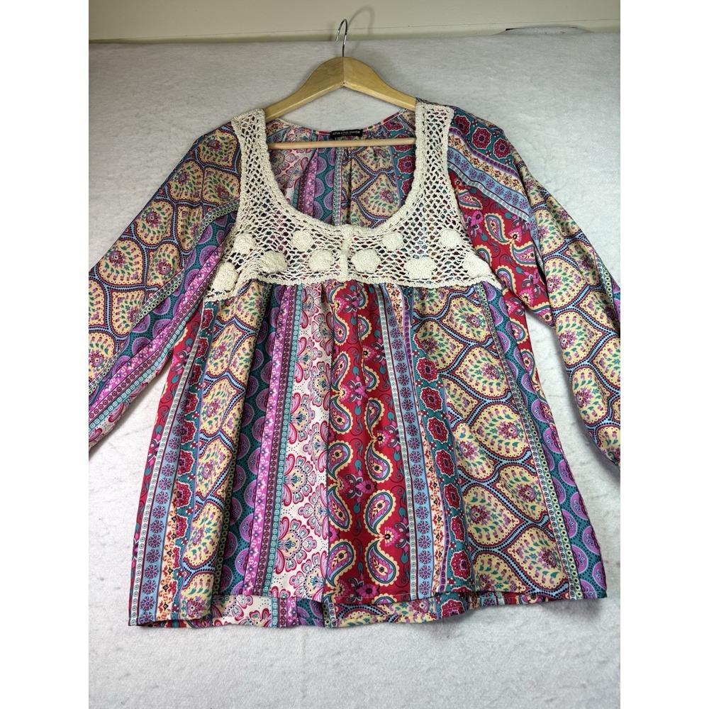 Cha Cha Vente Womens Med‎ Pink Multi Color L/SL Boho Embroidered Neck Line